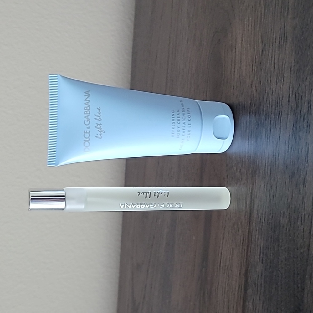 Dolce & Gabbana Light Blue Eau de Toilette Travel Spray